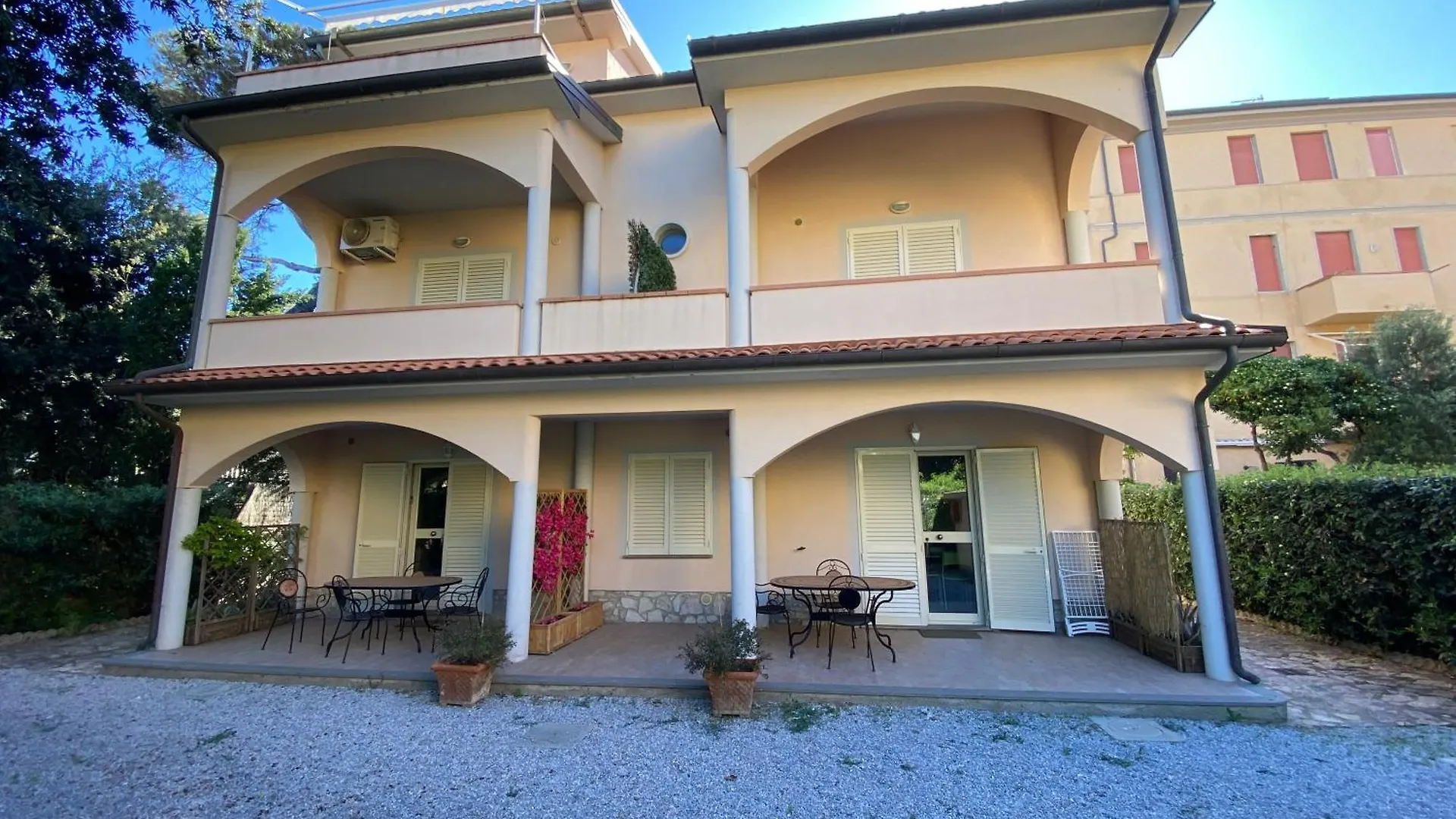 Aparthotel Villa Il Boschetto San Vincenzo